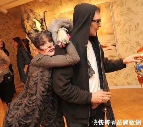 麦昆|麦昆设计的终极收藏家Gaga花75万找她买裙子,贝嫂最想赢的女人