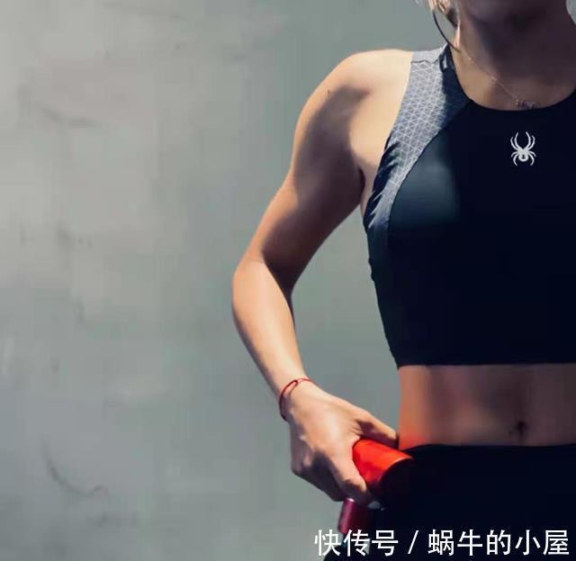 后臂|你想要练就强壮的手臂吗？那就一起来做这一组高效减脂增肌训练吧