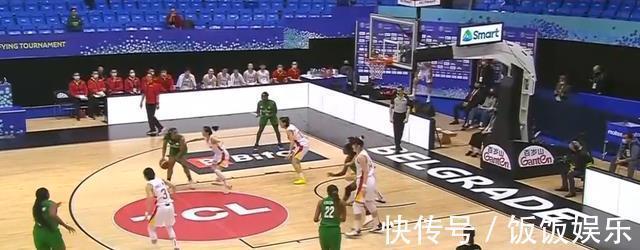 两队|大胜14分!女篮击败世界杯8强,双李合砍38分,对手锋线遭遇完爆