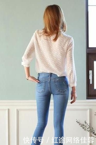 牛仔裤:灵巧而新颖的搭配方式,让你成为时尚的精致女孩