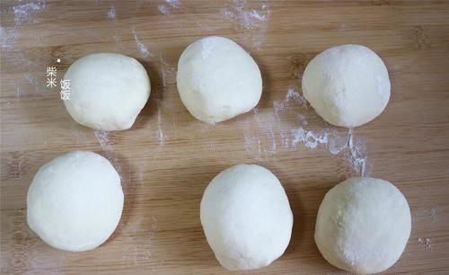 加上|发面饼还可以这样做,大空心,加上自己爱吃的菜,人人喜欢