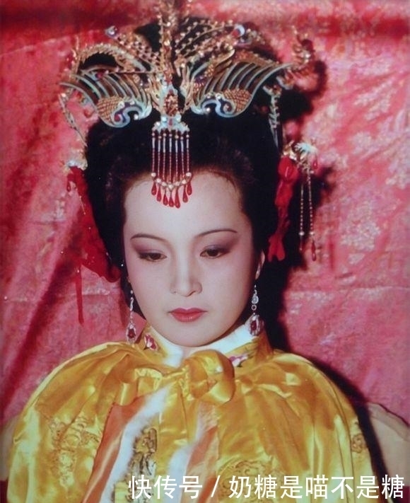 薛宝钗|红楼梦里的端午节,发生了什么了不得的大事件?你可敢信