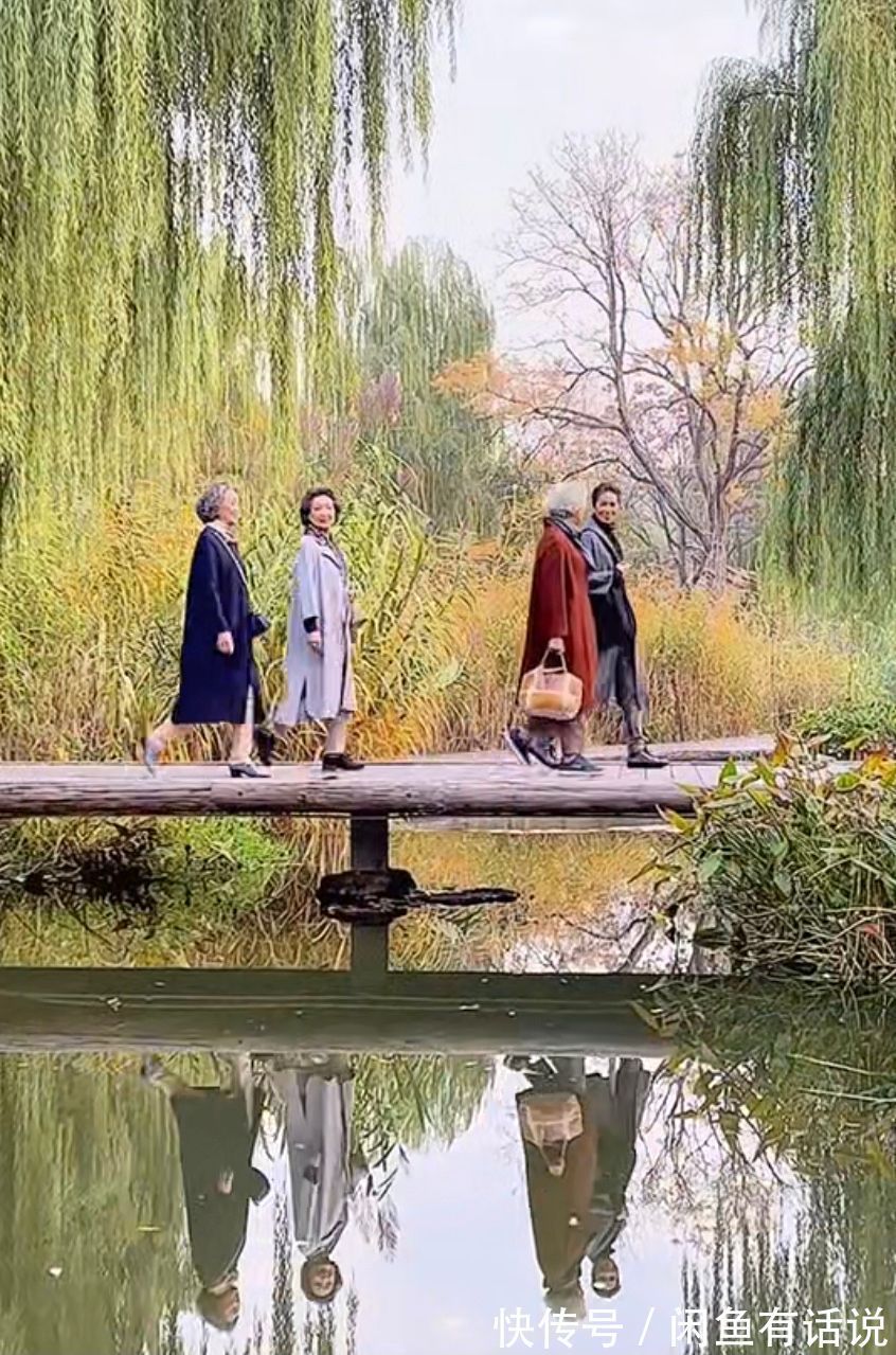 辈儿|上了年纪不扮嫩反而显气质,学四位80岁奶奶这样穿,优雅老去才美