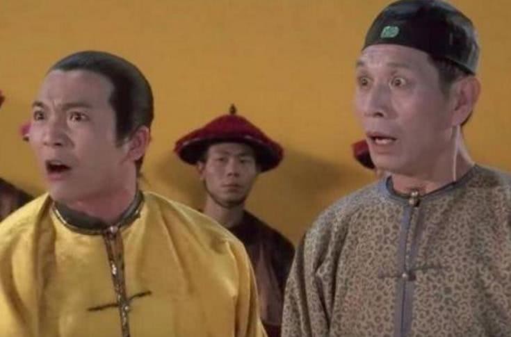 黄马褂|包龙星为何因为黄马褂不敢打常威?包龙星怕的不是这件衣服,而是背后的人