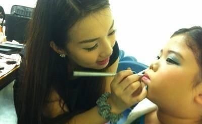 碳酸饮料|这5类食物让孩子越吃越“早熟”,孩子不懂,家长可别跟着无知