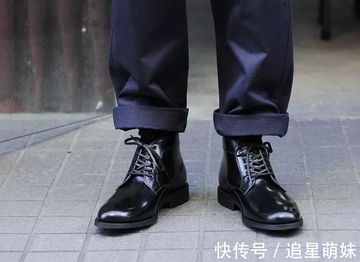 鞋履 既能“正式”,也能“随意”的 Sanders