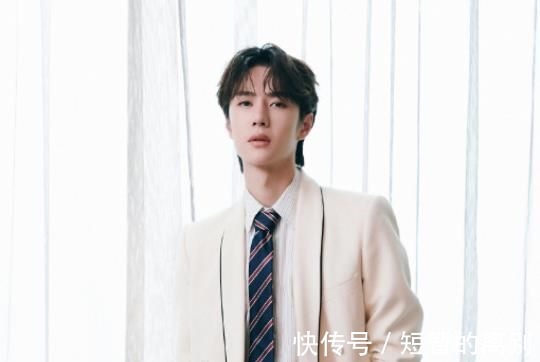 冯青|王一博《冰雨火》将拍，被女搭档提前官宣汪涵反应平淡做得很对