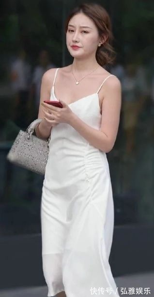 白裙 时尚穿搭白裙飘飘,做个白衣飘飘的仙女