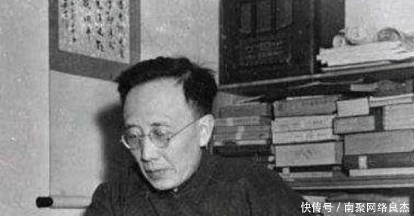 郭沫若四字骂鲁迅,鲁迅加了一个字回骂,道尽了郭沫若的一生