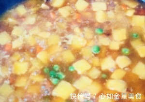 比肉好吃的素菜菜谱，咖喱土豆，简单美味营养，超下饭，适合夏天！