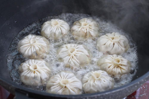 营养|不揉面不醒面，用饺子皮做生煎包，皮薄馅大营养好吃，简单零失败