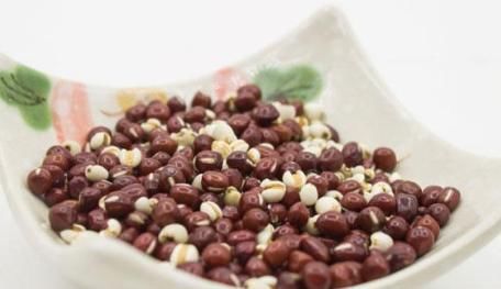 體內“陽氣”不足，手腳會告訴你，教你妙招，把“陽氣”補回來