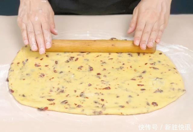 美容|一碗面粉，几个鸡蛋，蒸一蒸就出锅，美容抗衰老，比蛋糕还美味
