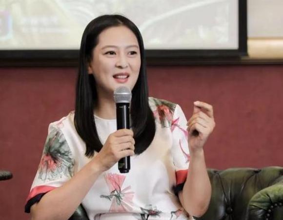 非诚勿扰|非诚勿扰女神导师，自己婚姻破裂，上台指导别人，网友：你配么？