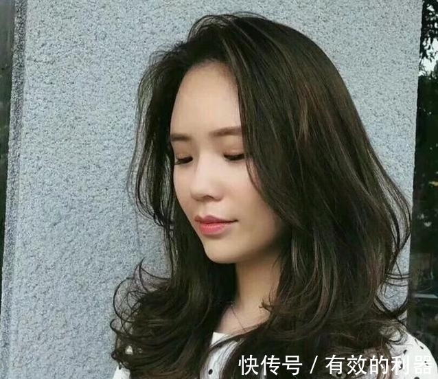 女人|奔五女人的发型怎么选？九款发型诠释气质女神是如何打造出来的！