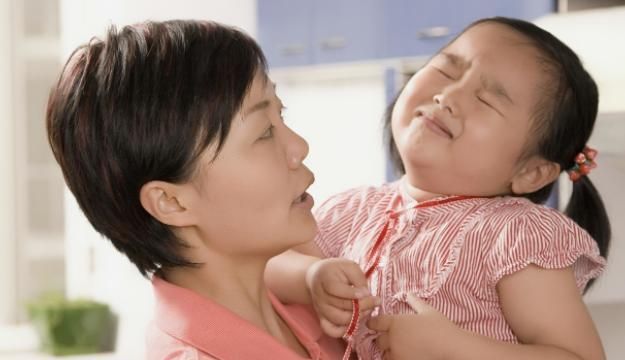 家长|孩子睡觉总是磨牙,是缺钙还是有蛔虫,家长要及时找到原因