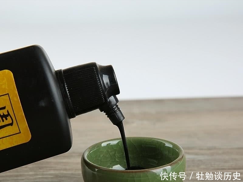 细腻|墨,黑土也,细腻光滑,带有点点墨香,入纸而无声,自有美名传