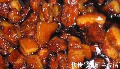 做红烧肉，这2种调味料一定不要放，否则肉柴还不香