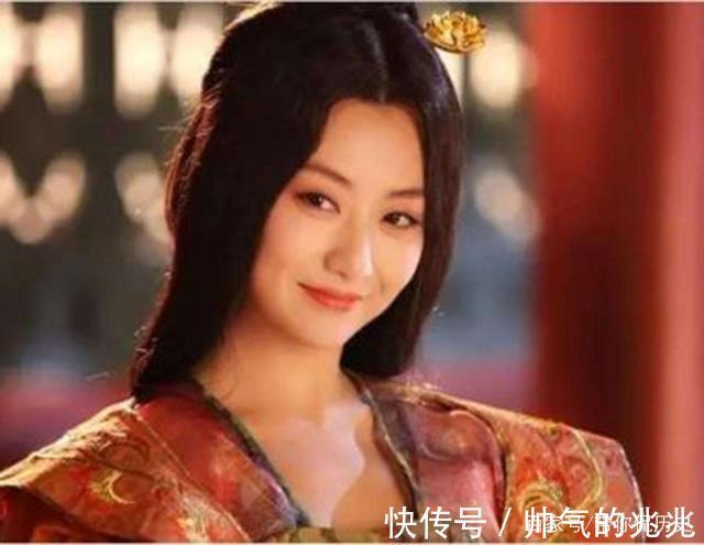 燕青|宋江出门带四个人，李逵是打手，戴宗是情报专家，剩下两人是为何