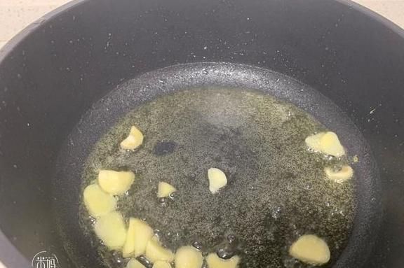 清新|三伏天，它和鸡蛋天生一对，简单一炒清新好吃，给肉都不换