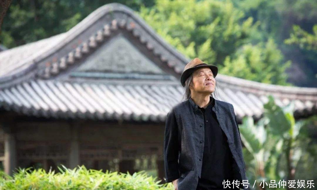 林清玄找古龙约稿,古龙说:要稿子可以,你要陪我喝酒