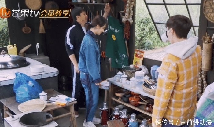 黄磊 黄磊为节目效果催杨紫赶紧走,张艺兴说的这句话引热议