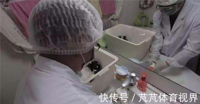 客厅|7口人挤43平小窝,老人睡客厅,爆改变9房,网友:卫生间头次见