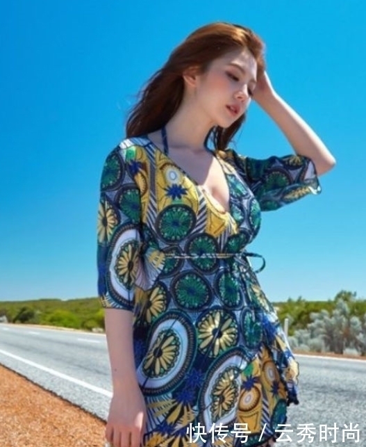 独特魅力的紧身裙小姐姐,身材特别好,气质真让人羡慕!