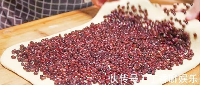 红豆|爱吃红豆饼别再出去买了，大厨教你在家做，外酥里诺太好吃了