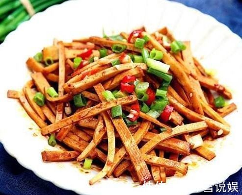 蒜蓉粉丝|美食推荐抓财猪手,凉拌豆干,蒜蓉粉丝蒸扇贝,土豆炖排骨