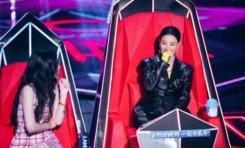 汪峰|《好声音2021》导师首秀，那英一招鲜吃遍天，李克勤普通话很吃亏