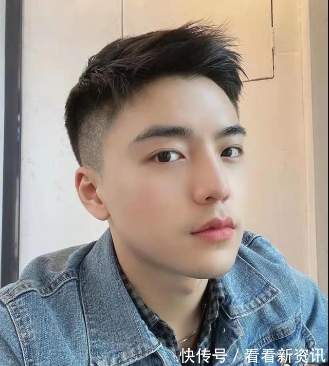 发型 2021年男生“两边铲短”发型过时了试试这3款,新潮又帅气!