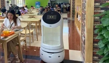 物流|冬奥会智慧餐厅、智能机器人刷爆全网,多款“黑科技”已进入教育市场