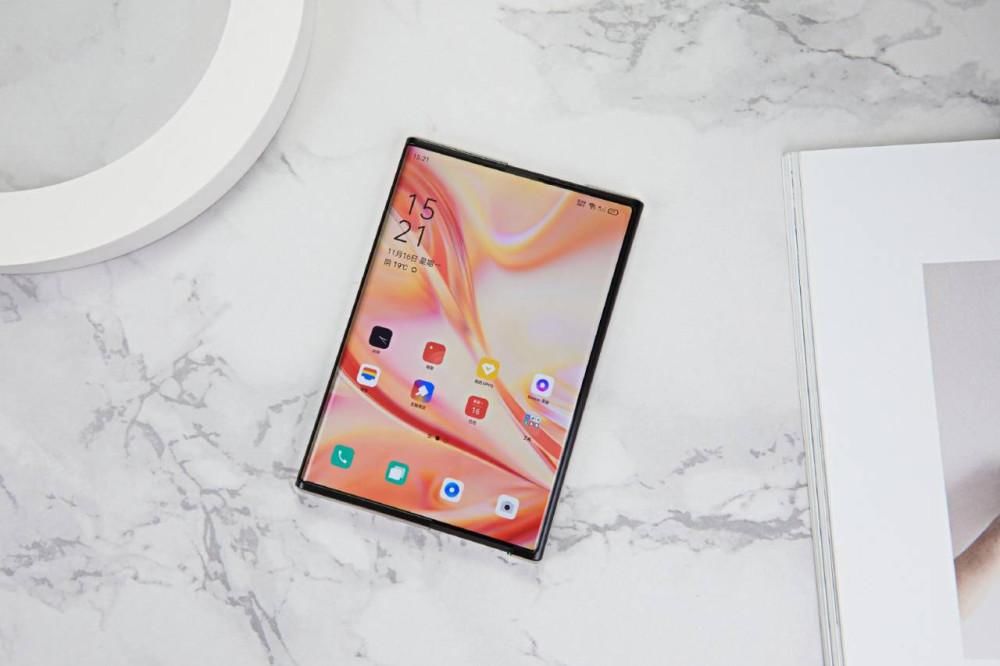 英寸|折叠屏已落后？OPPO概念机发布：卷轴屏+7.4英寸+高颜值