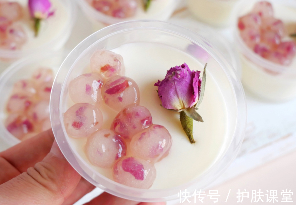 玫瑰|七夕了,礼物预算500,如何让女朋友得到上千块的体验?