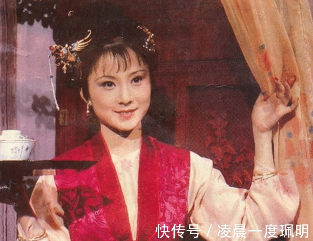 晴雯|情文相生，红玉冲撞 浅析《红楼梦》中晴雯与红玉的人物形象