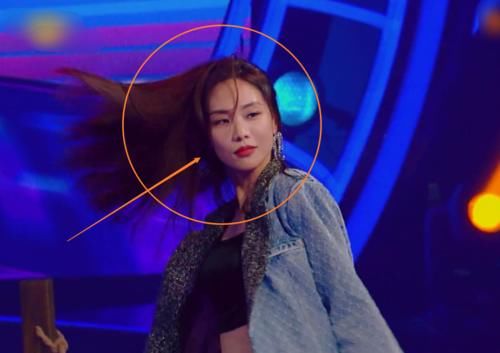  要说|王霏霏在节目斗舞，镜头特写她甩头发模样，任谁看了都要说声好绝