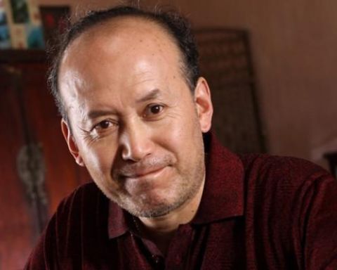 话剧团|郭达翻盘史:从养猪工人到春晚钉子户,20年不下台的背后谁在支撑