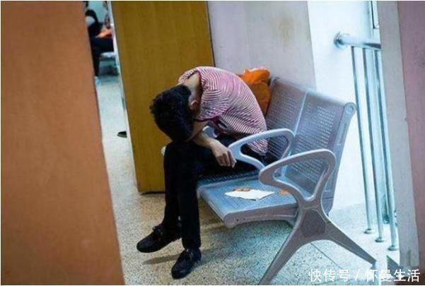 妻子|远嫁女子进产房前,偷偷递给医生一张小纸条,看完既心疼又无奈