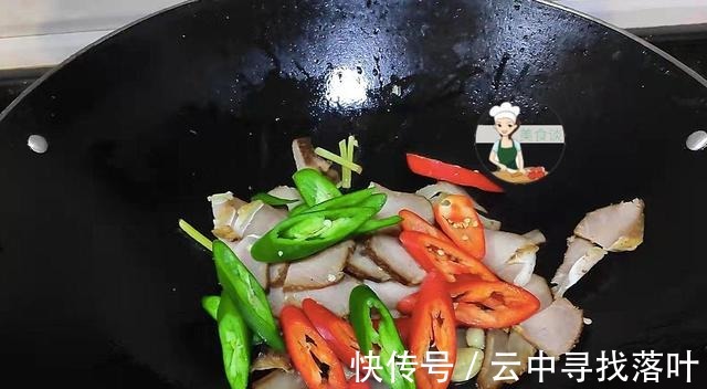 秋天,蒜苔和它绝配,越冷吃越香,开胃杀菌、润肠通便,提高免疫!