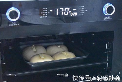 我家考生很爱吃这早餐，连着吃了三天还要，奶香味十足，柔软可口