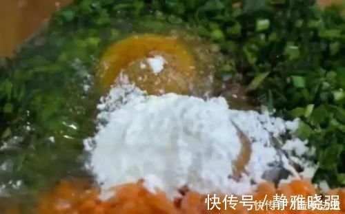 丸子|韭菜新做法,比饺子好吃100倍,大人小孩吃不够,真过瘾!