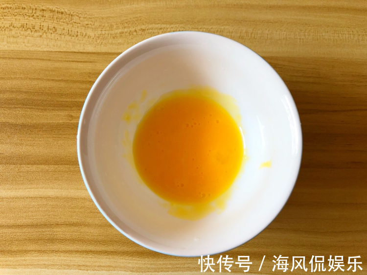 它比面包快手，比蛋糕好吃，香酥美味，一口一个真过瘾