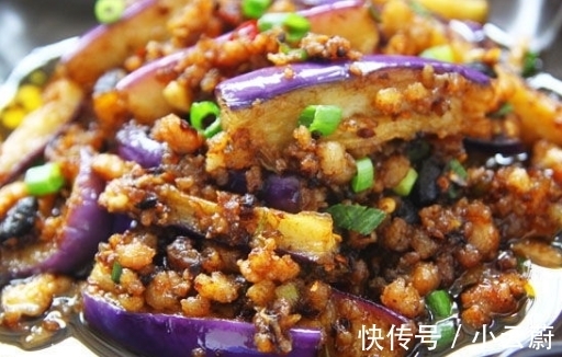 炒茄子|炒茄子时，万万不可直接下锅，多加一步，茄子不吸油还特别香