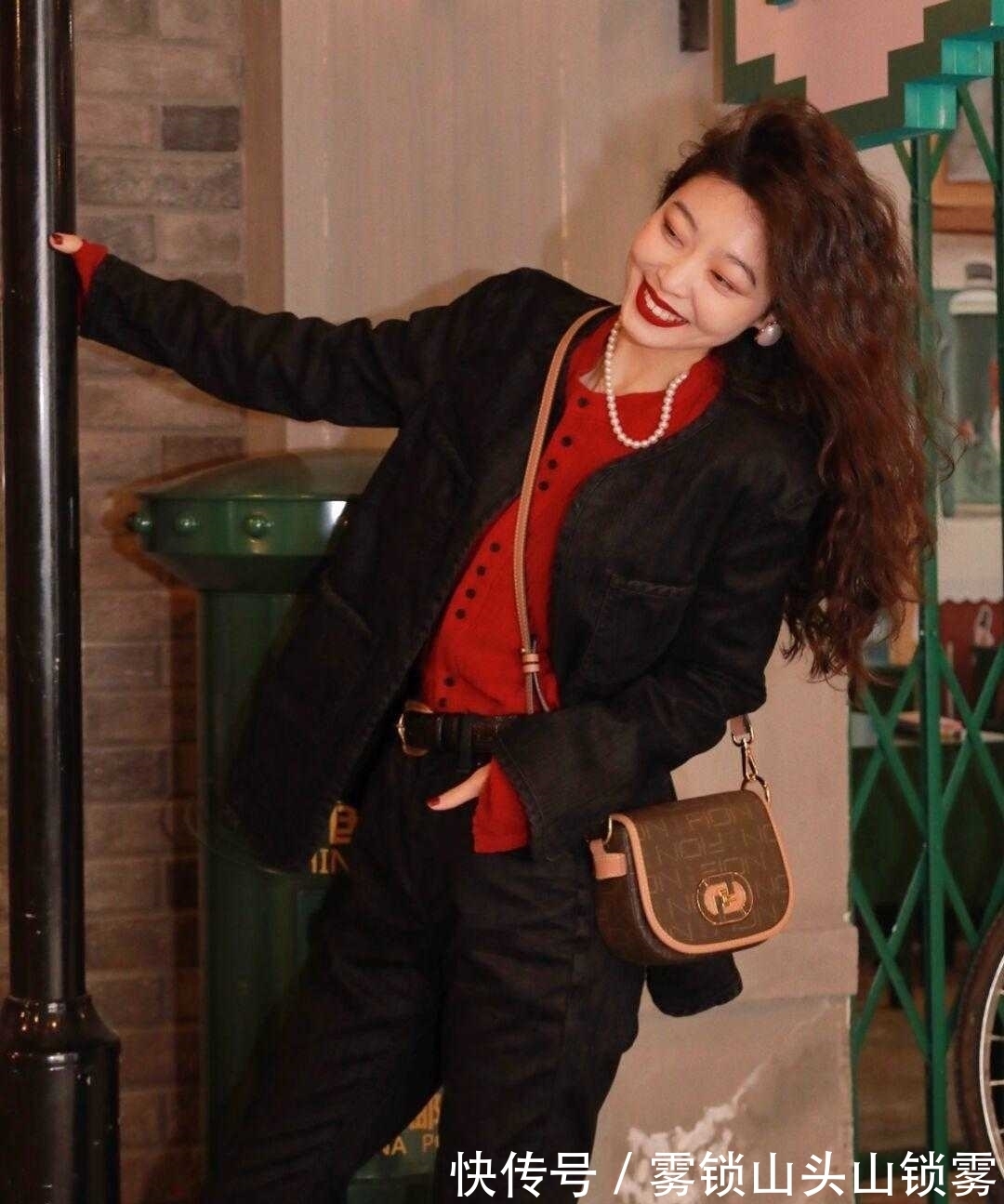 连衣裙 过年怎么穿保暖又洋气?借鉴这几套搭配,简约利落又有高级感