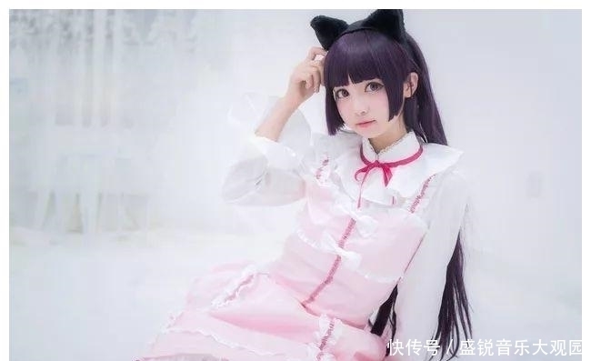 牛奶襪|小蘿莉cos黑貓因年齡太小被嘲,卻意外帶火“牛奶襪”,心動了