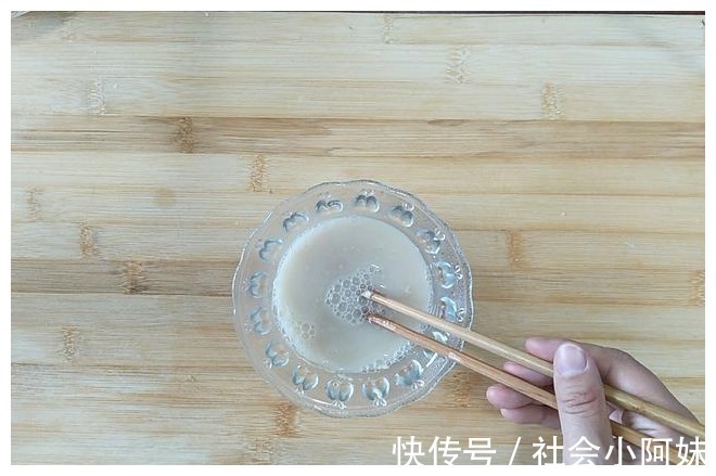 发面葱花饼的简单制作方法,手不沾面,学会不用天天吃馒头花卷了