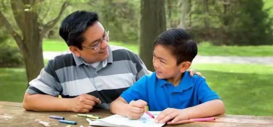 优秀|“赏识教育”不仅是夸奖孩子,家长一个期待的目光,能让他更优秀