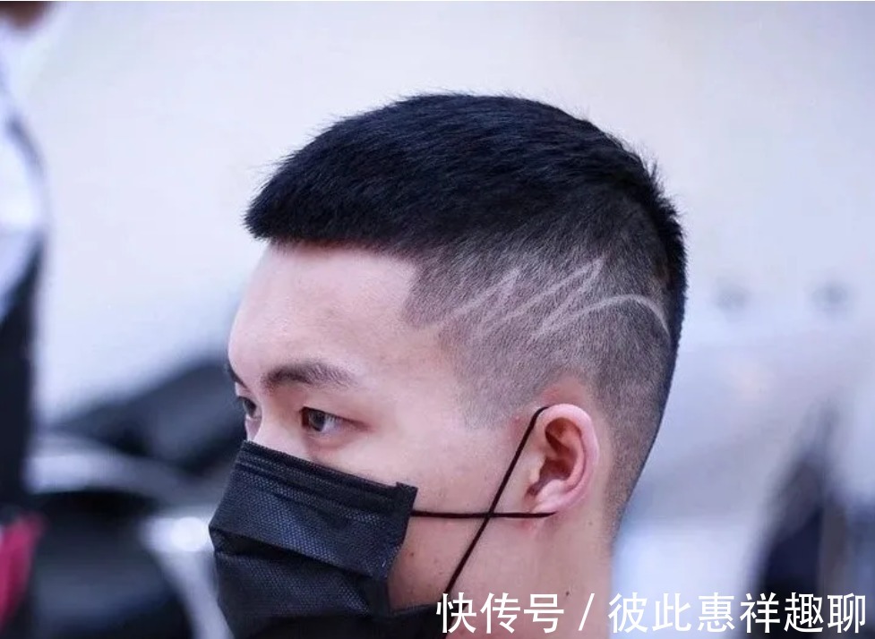 寸头|受欢迎的男士发型有哪几种?小寸头,飞机头,两侧铲短发型都不错