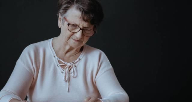 男女|50岁是寿命决定期无论男女,若没有4种症状,恭喜是长寿体质